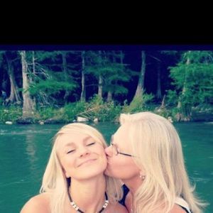 Meet your Posher, Sherri